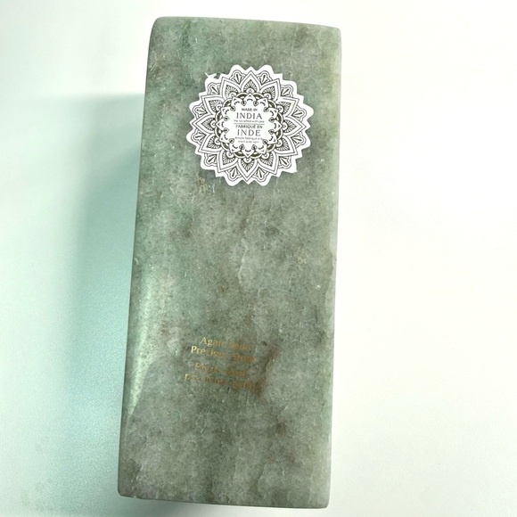 Natural Green Agate Semi Precious Stone Polished Bookend / Decorative Stone –3kg - Picture 10 of 10